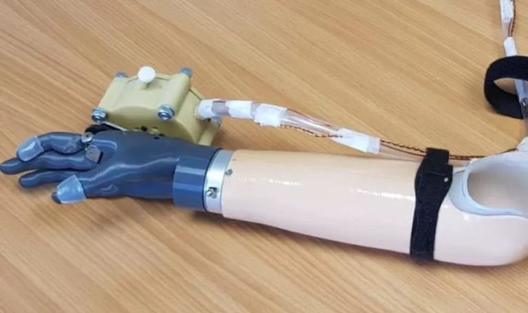 Oxford researchers develop breathing-powered prosthetic hand
